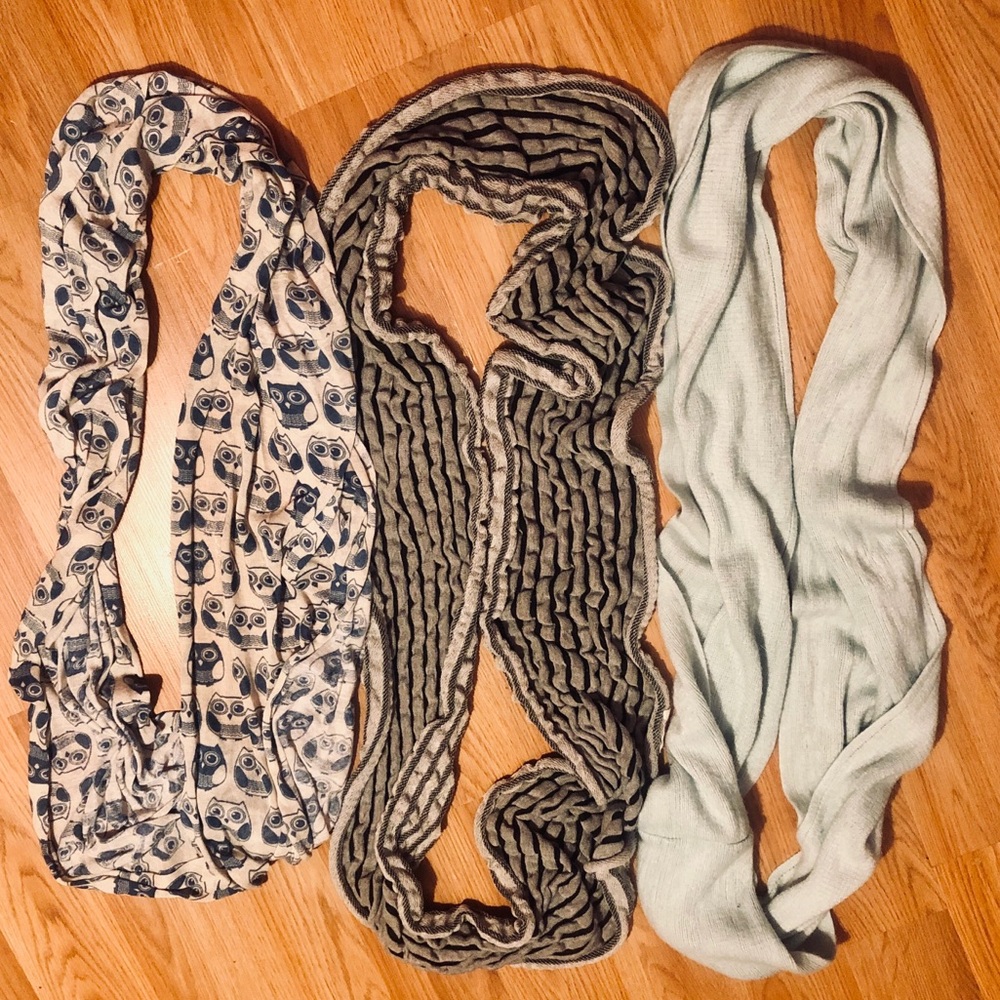 Set of Mismatched Scarfs 🐸